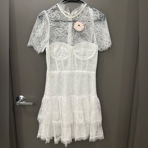 Untamed Petals Leilani mini